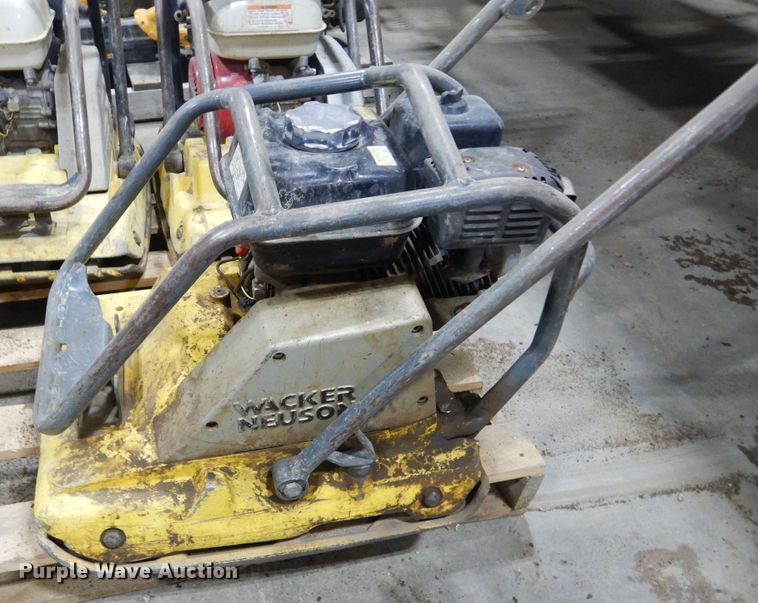 image for item MX9813 (3) Wacker plate compactors