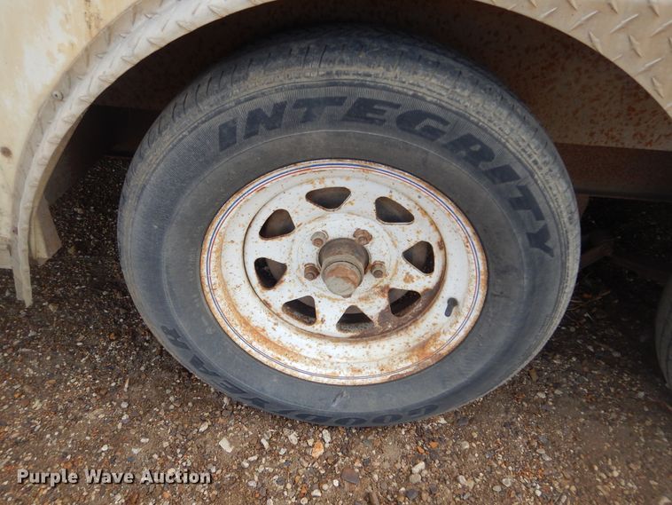 image for item MX9926 2008 Cargo Mate BL822TA2  enclosed cargo trailer