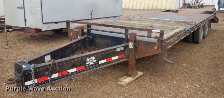 image for item MX9928 2004 PJ  equipment trailer