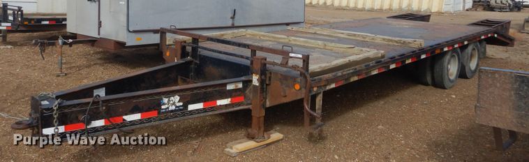 image for item MX9928 2004 PJ  equipment trailer