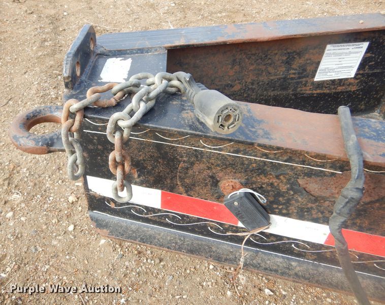 image for item MX9928 2004 PJ  equipment trailer