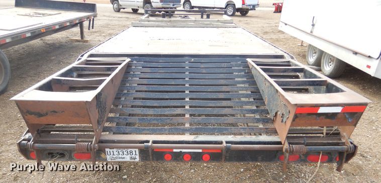 image for item MX9928 2004 PJ  equipment trailer