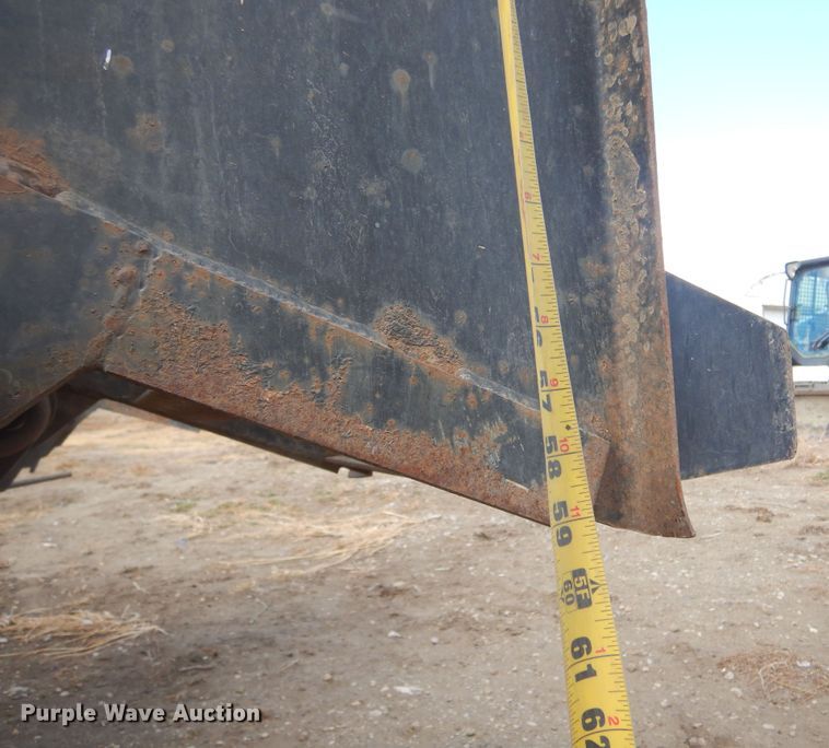 image for item MX9929 2006 Delta  equipment trailer