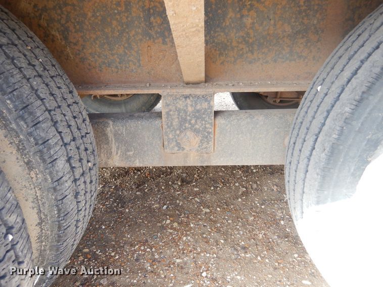 image for item MX9929 2006 Delta  equipment trailer