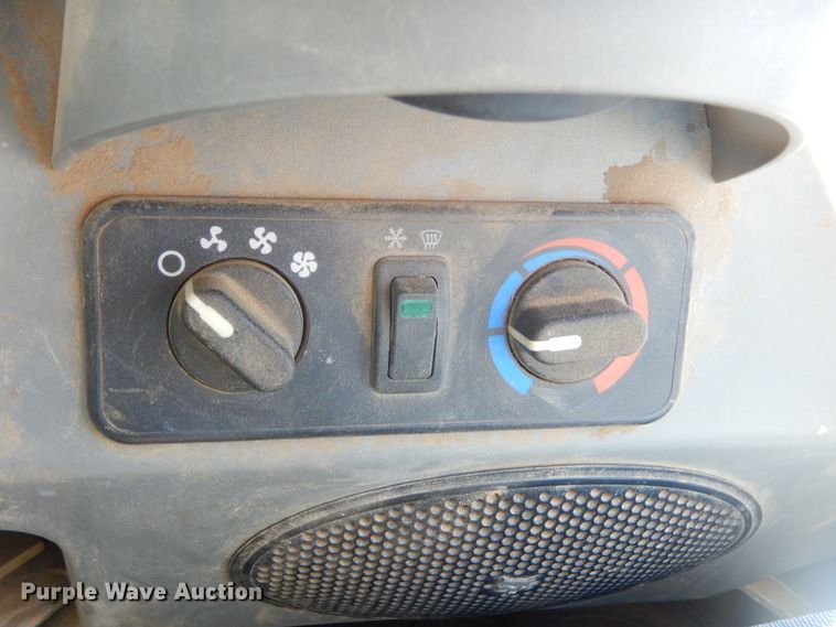 image for item MX9930 2015 Bobcat S570  skid steer loader