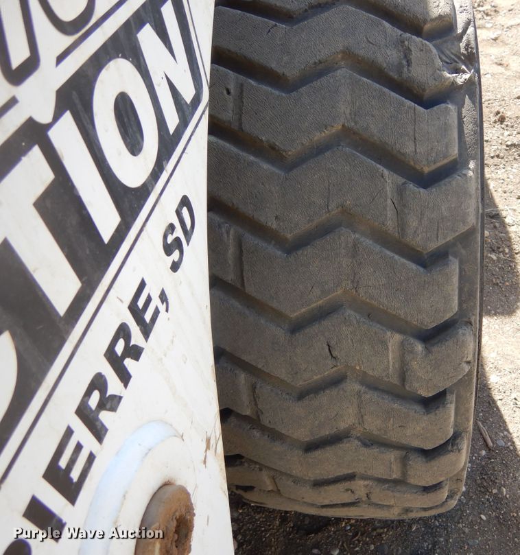 image for item MX9930 2015 Bobcat S570  skid steer loader