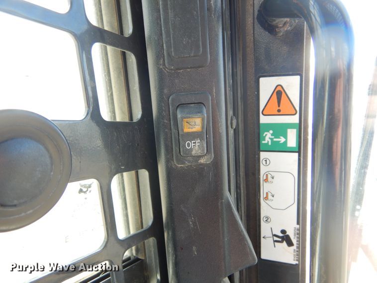 image for item MX9932 2016 Bobcat S650  skid steer loader