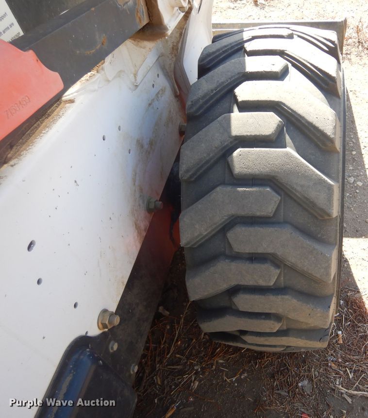 image for item MX9932 2016 Bobcat S650  skid steer loader