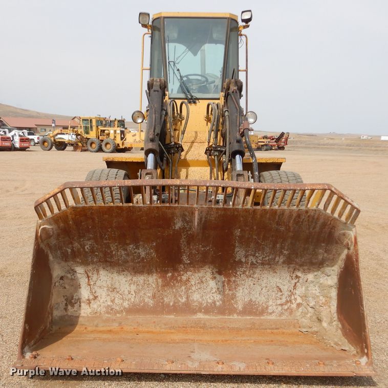 image for item MX9944 1992 Caterpillar IT28B  integrated tool carrier