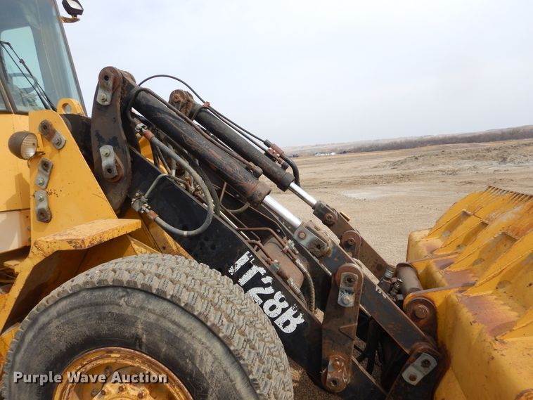 image for item MX9944 1992 Caterpillar IT28B  integrated tool carrier