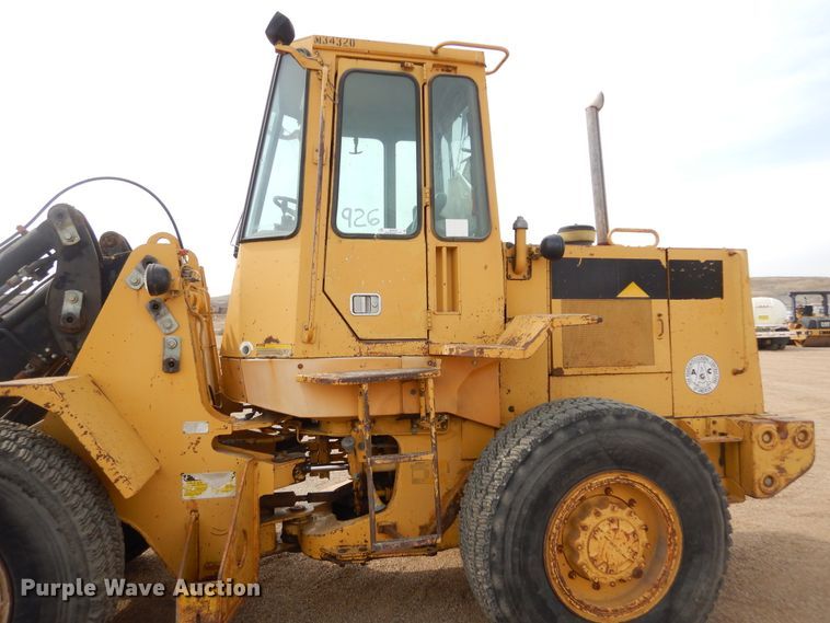 image for item MX9944 1992 Caterpillar IT28B  integrated tool carrier