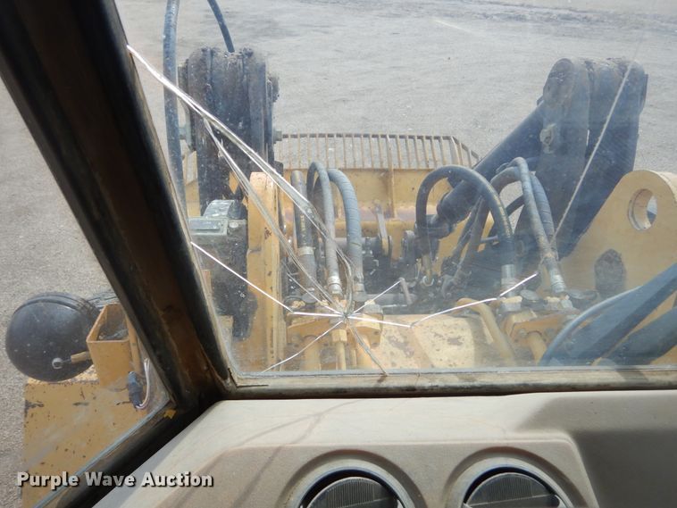 image for item MX9944 1992 Caterpillar IT28B  integrated tool carrier