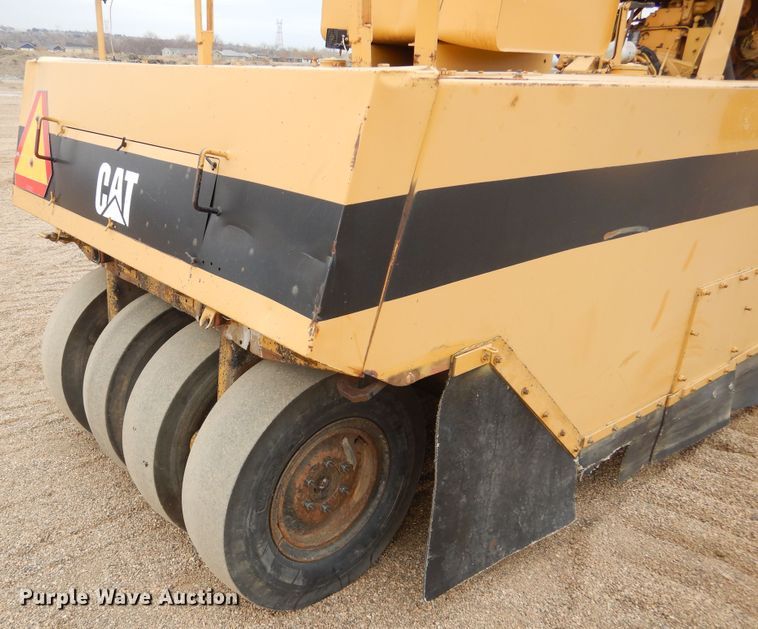image for item MX9955 Caterpillar PS-180  pneumatic roller