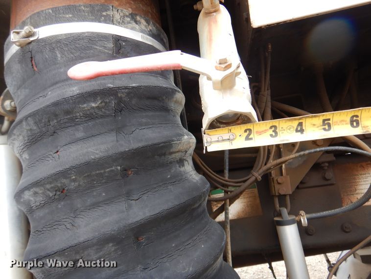 image for item MX9956 2001 Sterling SC-7000  street sweeper truck