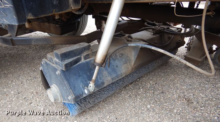 image for item MX9956 2001 Sterling SC-7000  street sweeper truck