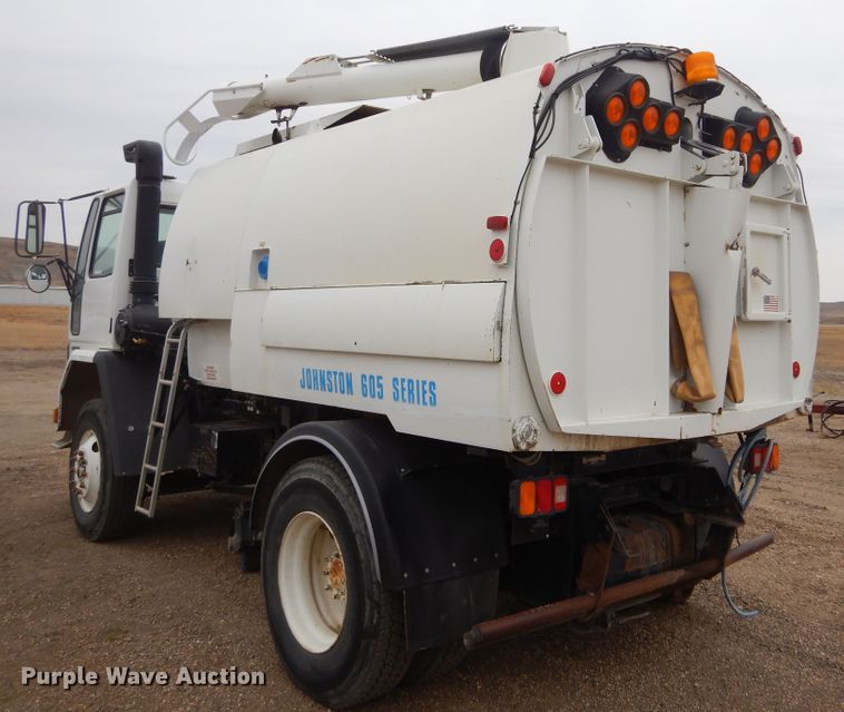 image for item MX9956 2001 Sterling SC-7000  street sweeper truck