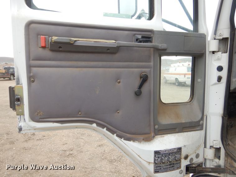 image for item MX9956 2001 Sterling SC-7000  street sweeper truck