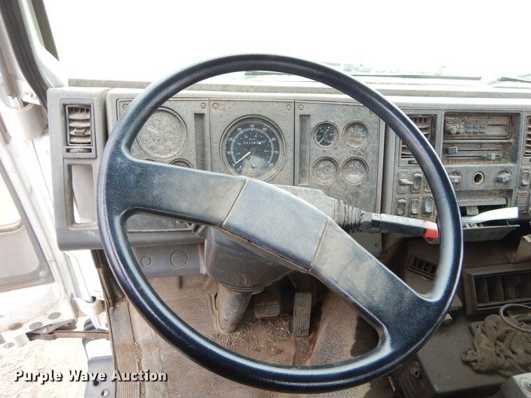 image for item MX9956 2001 Sterling SC-7000  street sweeper truck