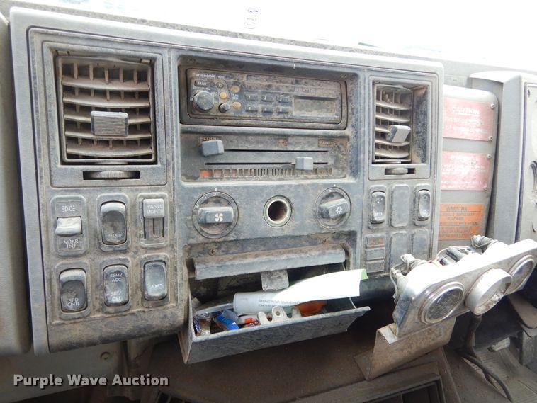 image for item MX9956 2001 Sterling SC-7000  street sweeper truck