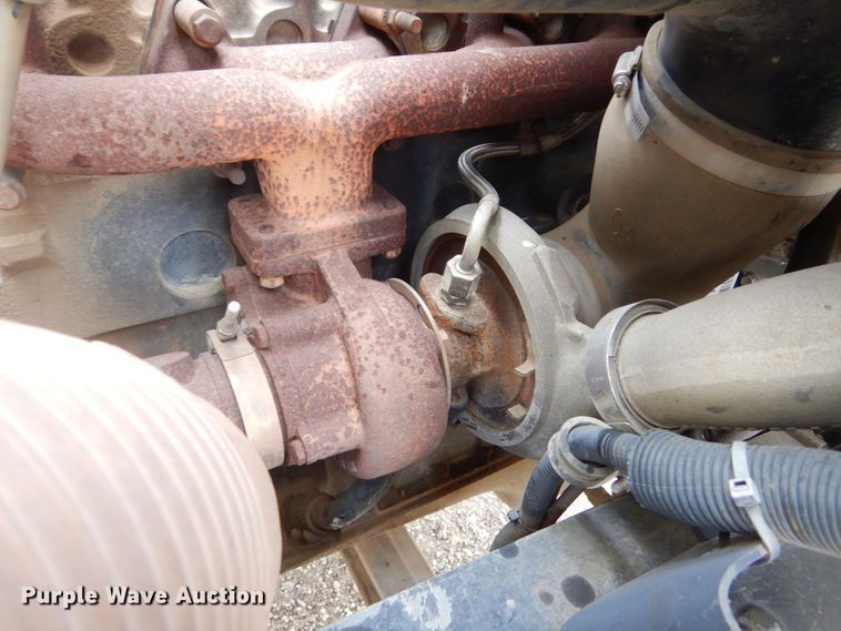 image for item MX9956 2001 Sterling SC-7000  street sweeper truck