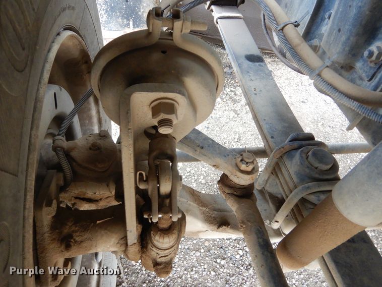 image for item MX9956 2001 Sterling SC-7000  street sweeper truck