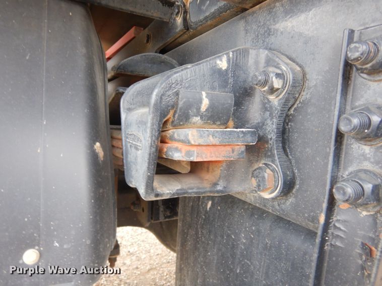 image for item MX9956 2001 Sterling SC-7000  street sweeper truck