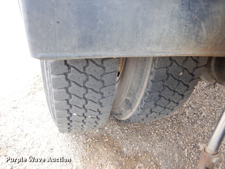 image for item MX9956 2001 Sterling SC-7000  street sweeper truck