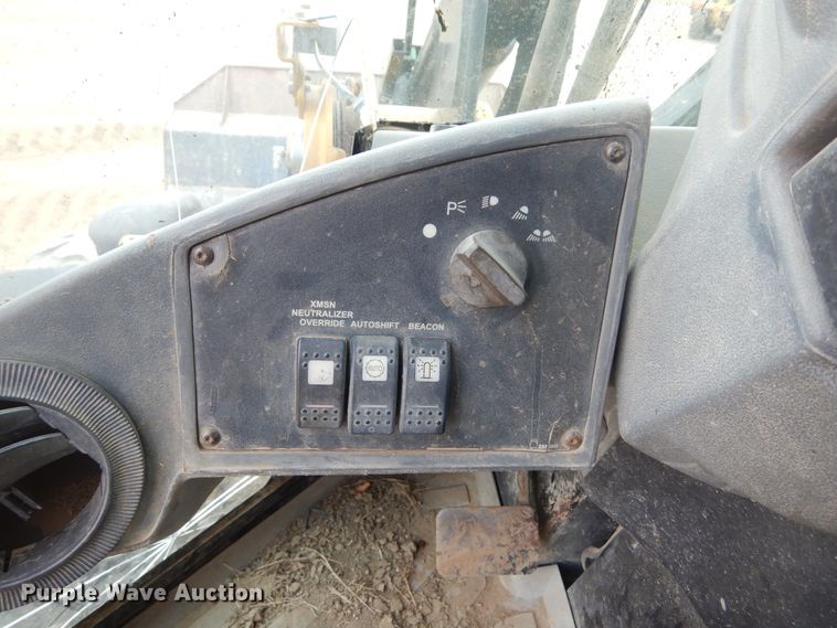 image for item MX9958 2006 Caterpillar 930G  wheel loader