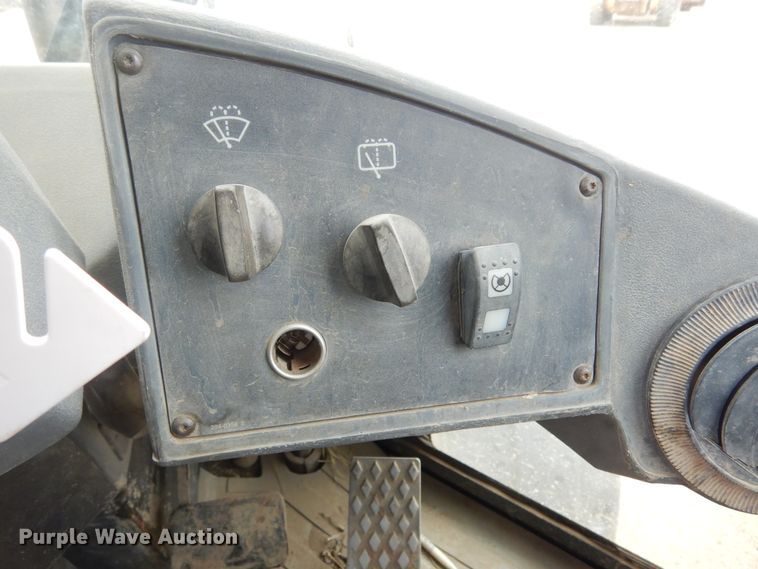 image for item MX9958 2006 Caterpillar 930G  wheel loader