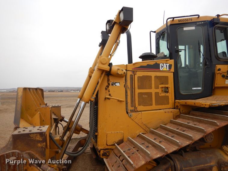 image for item MX9959 2006 Caterpillar D6R XW Series III  dozer