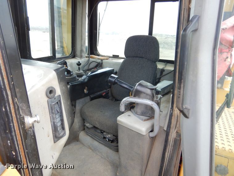 image for item MX9959 2006 Caterpillar D6R XW Series III  dozer