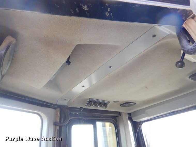 image for item MX9959 2006 Caterpillar D6R XW Series III  dozer