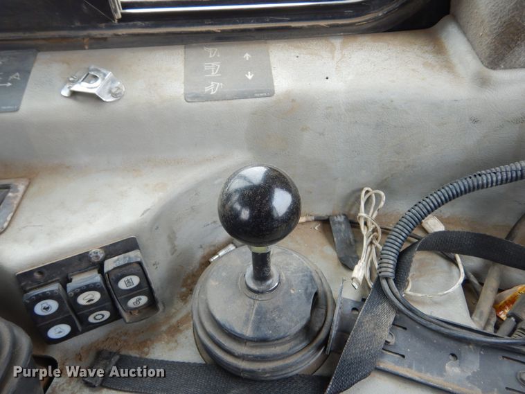 image for item MX9959 2006 Caterpillar D6R XW Series III  dozer