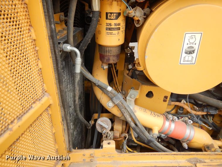 image for item MX9959 2006 Caterpillar D6R XW Series III  dozer