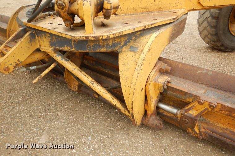 image for item MX9960 1992 Caterpillar 140G  motor grader