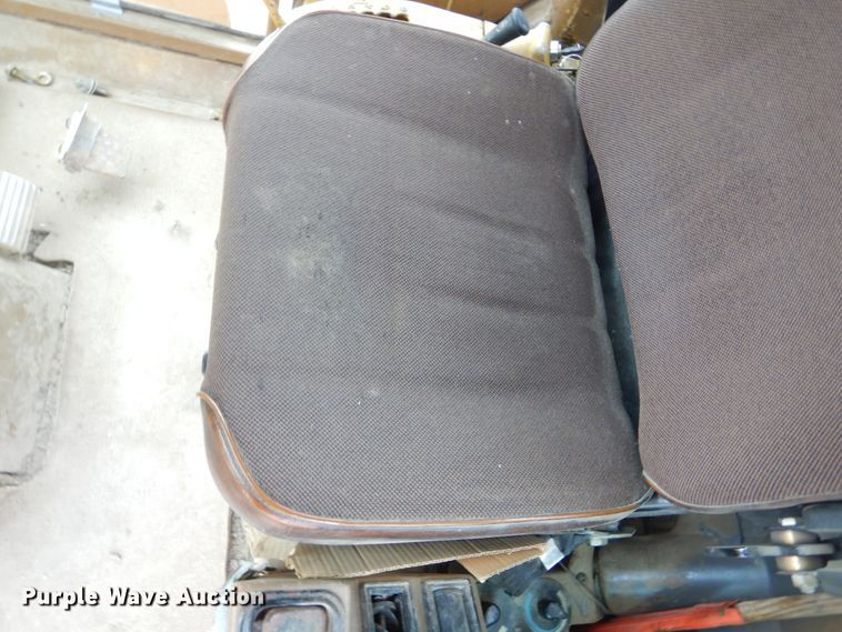 image for item MX9960 1992 Caterpillar 140G  motor grader