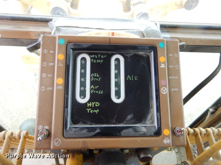 image for item MX9960 1992 Caterpillar 140G  motor grader