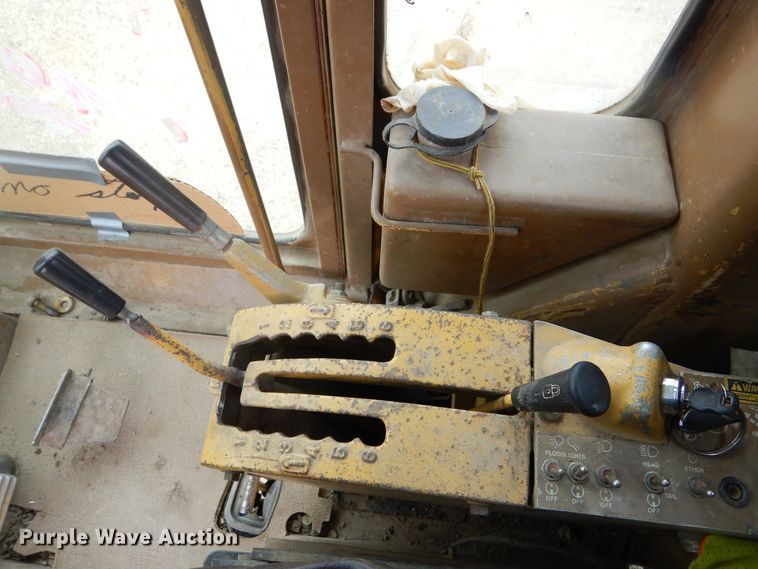 image for item MX9960 1992 Caterpillar 140G  motor grader