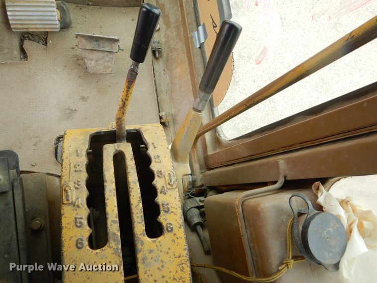 image for item MX9960 1992 Caterpillar 140G  motor grader