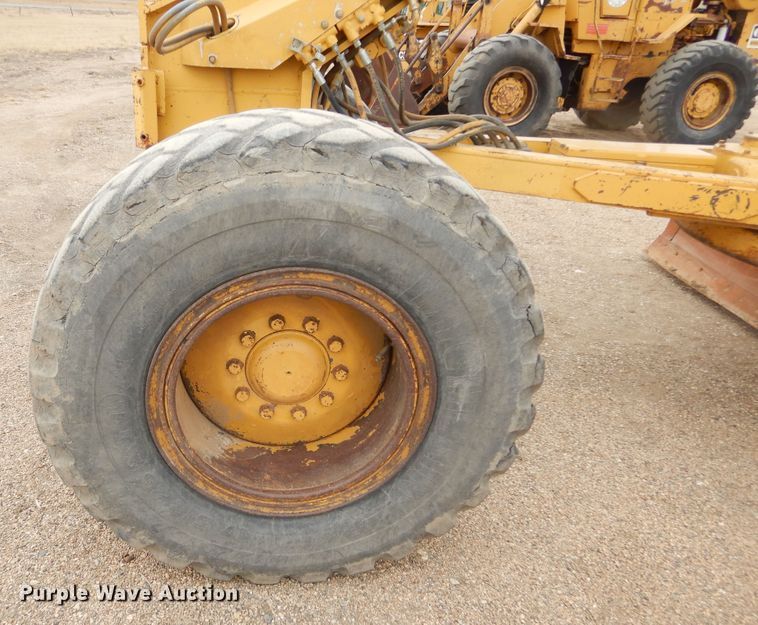 image for item MX9960 1992 Caterpillar 140G  motor grader