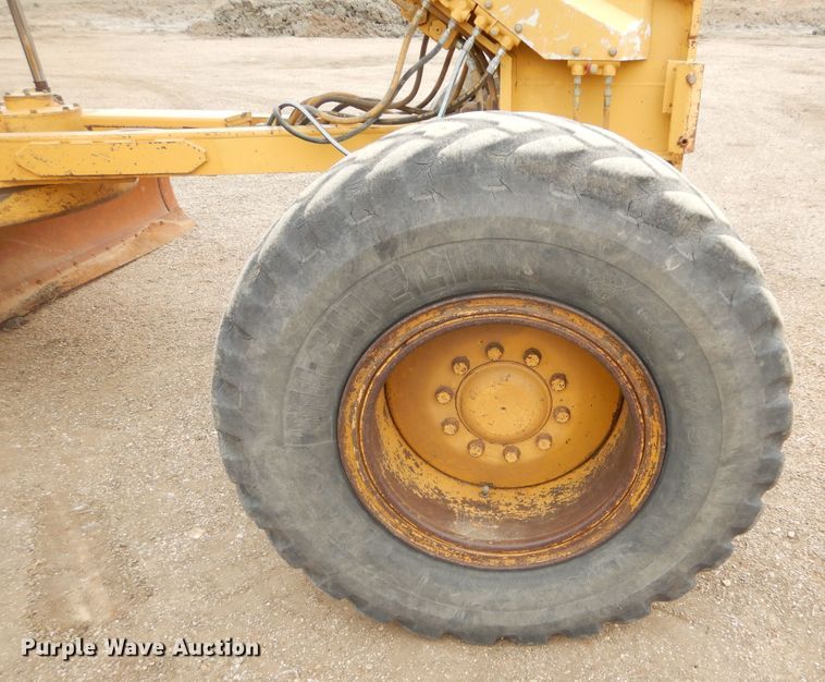 image for item MX9960 1992 Caterpillar 140G  motor grader