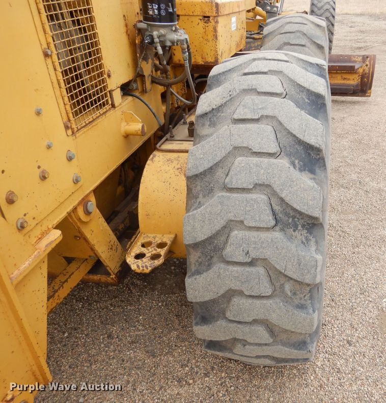 image for item MX9960 1992 Caterpillar 140G  motor grader
