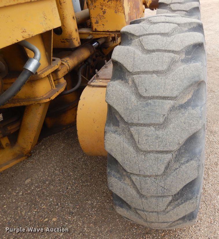 image for item MX9960 1992 Caterpillar 140G  motor grader