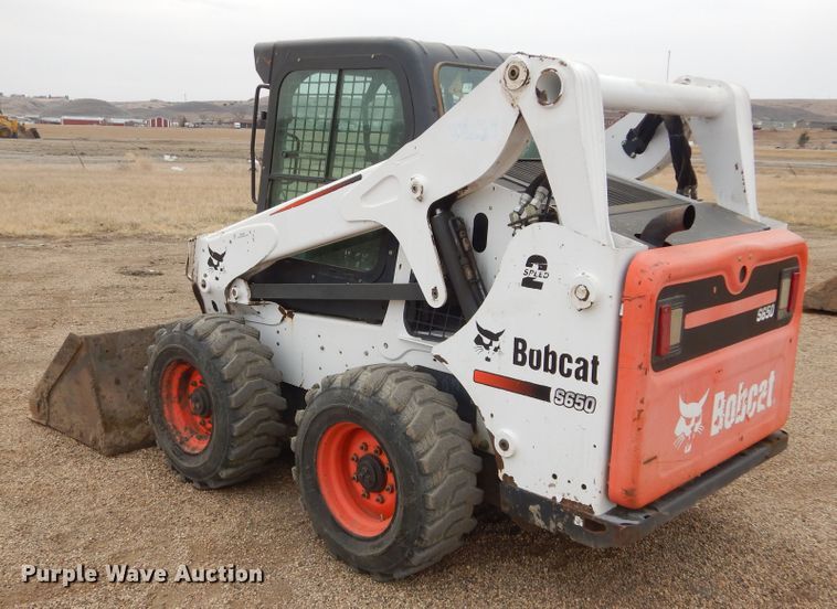 image for item MX9961 2014 Bobcat S650  skid steer loader