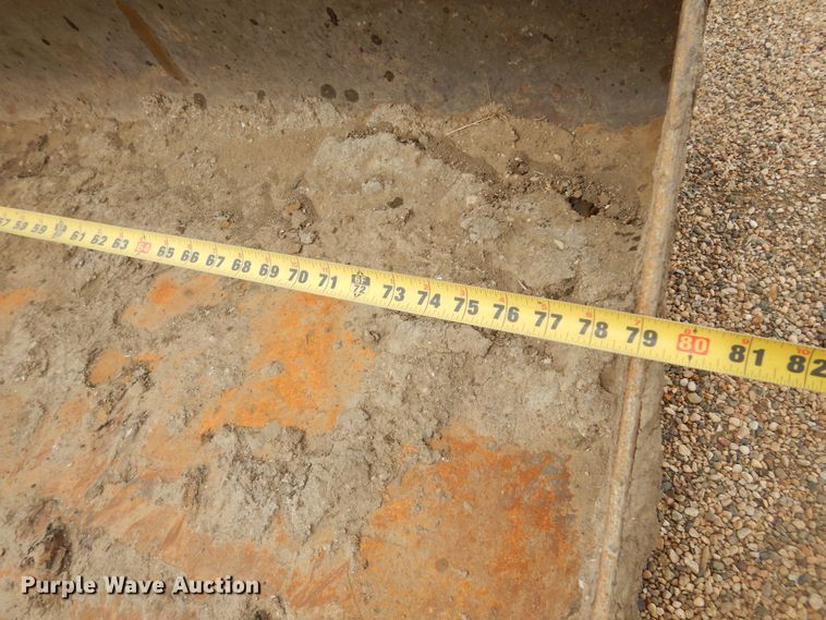 image for item MX9961 2014 Bobcat S650  skid steer loader