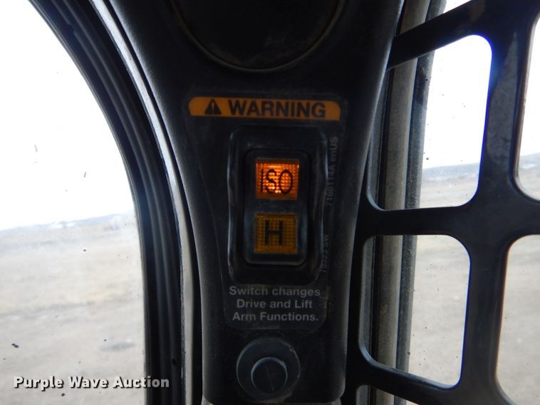 image for item MX9961 2014 Bobcat S650  skid steer loader