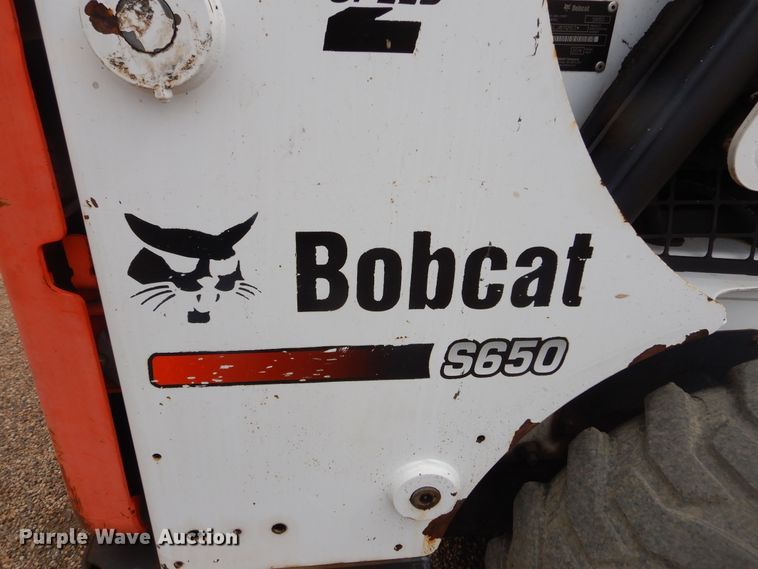image for item MX9961 2014 Bobcat S650  skid steer loader