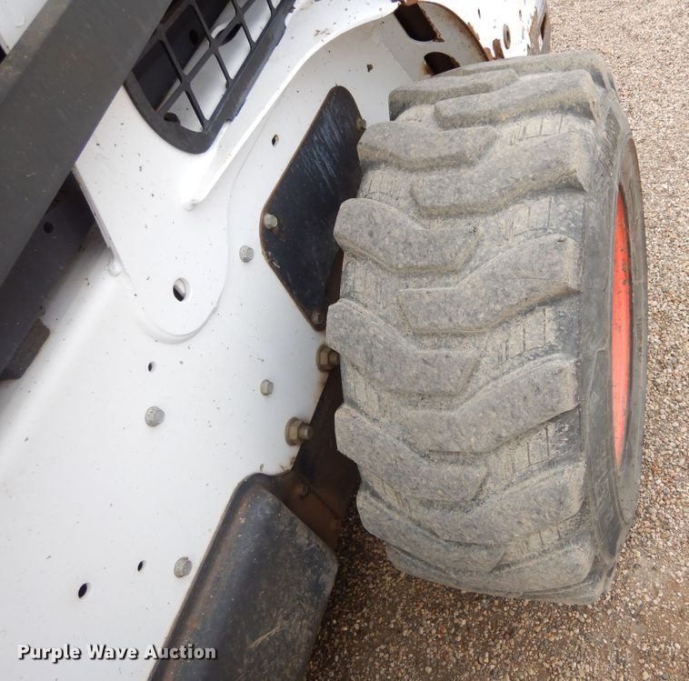image for item MX9961 2014 Bobcat S650  skid steer loader
