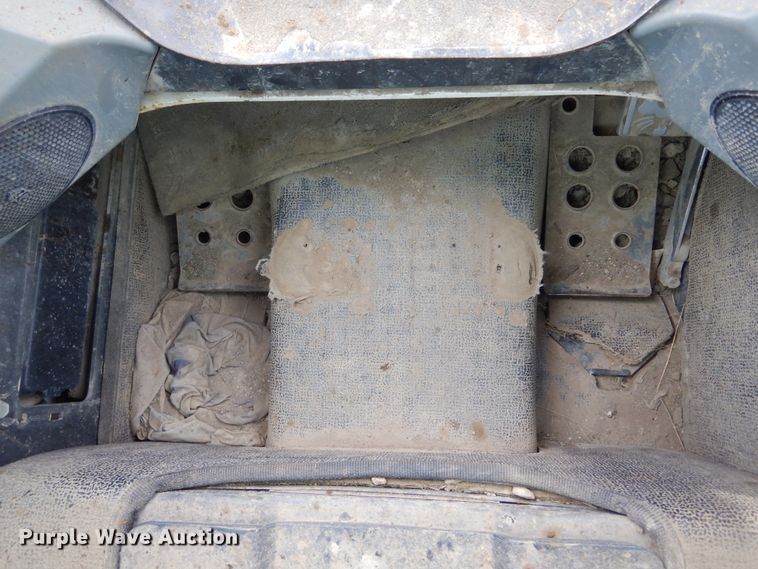 image for item MX9962 2014 Bobcat S650  skid steer loader