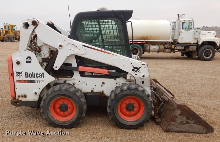 image for item MX9963 2014 Bobcat S650  skid steer loader